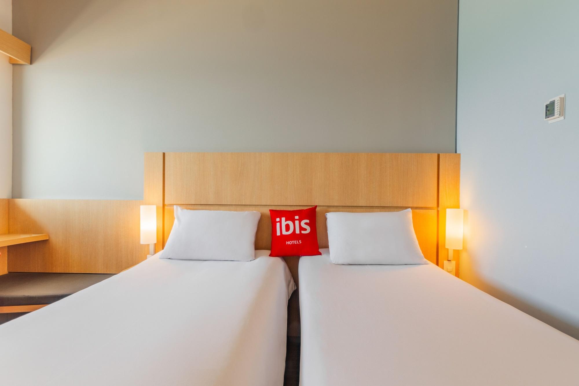 Ibis Cartagena Marbella Hotel Kültér fotó